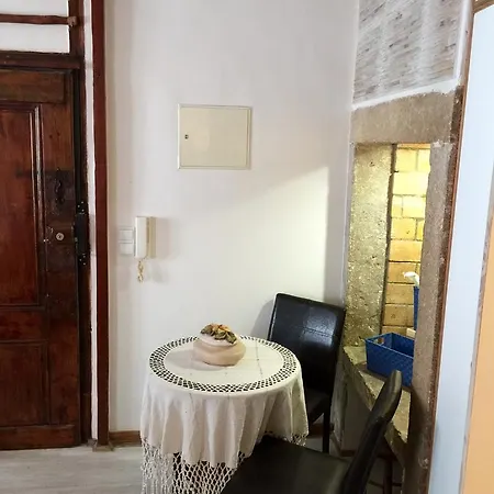 Queen Baixa Apartamento *